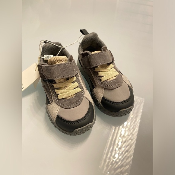 NWOT Zara sneakers size 6.5 - Picture 2 of 6